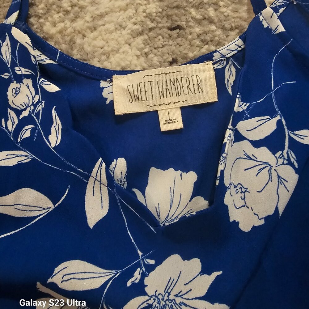 Blouse - Picture 2 of 3